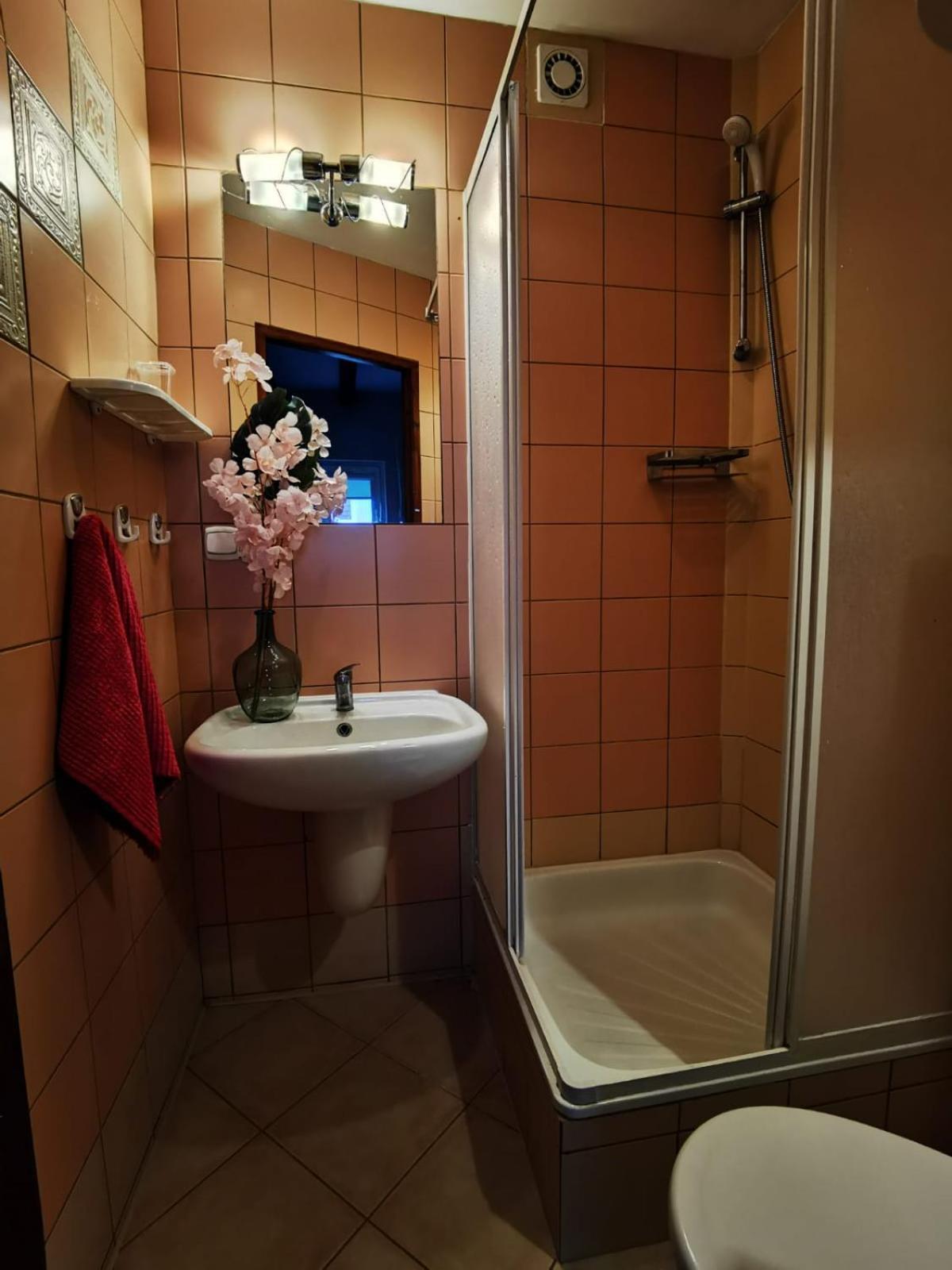 Wynajem Apartamentow I Pokoi. Ustronie Morskie Extérieur photo