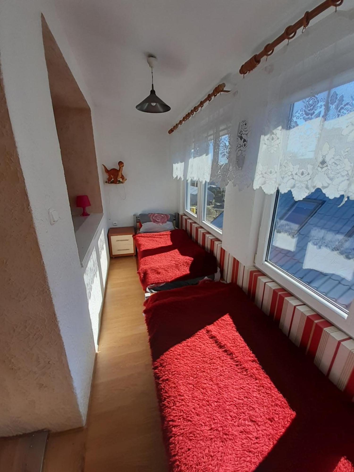 Wynajem Apartamentow I Pokoi. Ustronie Morskie Extérieur photo